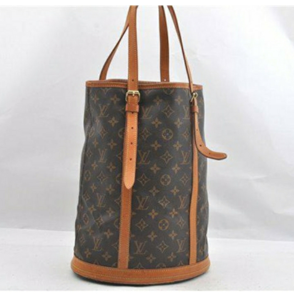 Authentic Bucket Gm Monogram Canvas - image 1